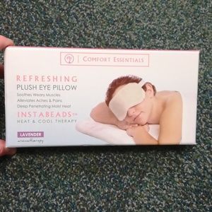 😍 NWT 😍 Hot/Cold Eye Mask